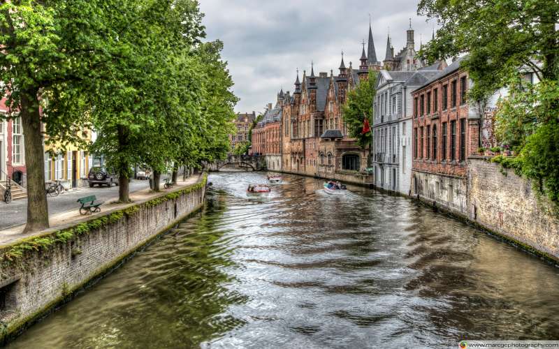 The Groenerei Canal in Bruges (Belgium) Free 4K HD Wallpaper