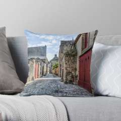 Le Mans Medieval Streets - Throw Pillow