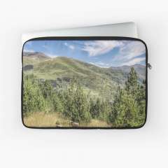The Puigmal seen from the Collet de les Barraques (Catalan Pyrenees) - Laptop Sleeve